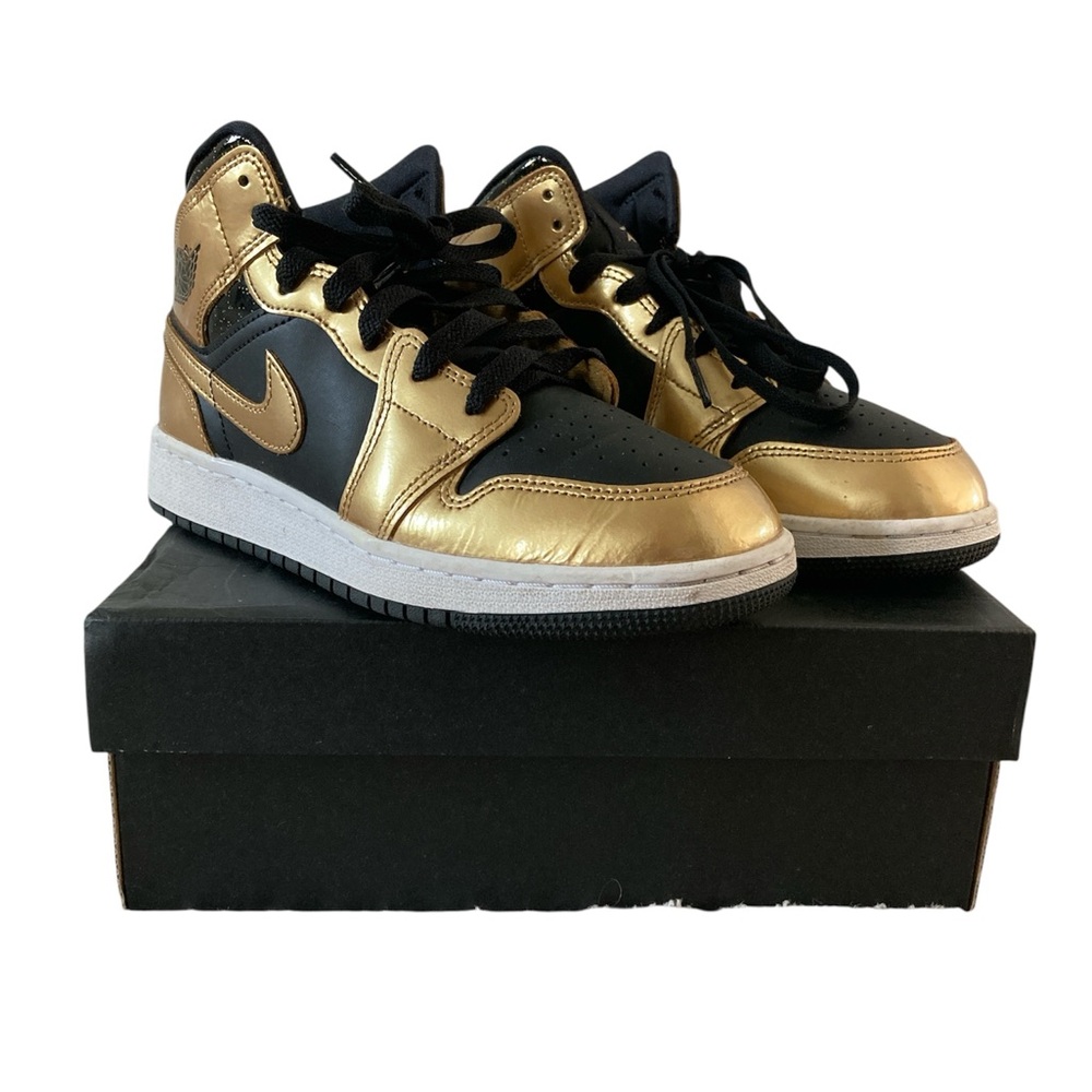 Nike Air Jordan 1 Mid SE Gold and Black Sneakers with Metallic Accents